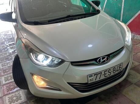 Hyundai Elantra 2011