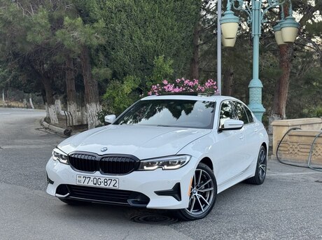 BMW 330 2021