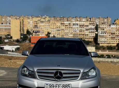 Mercedes C 250