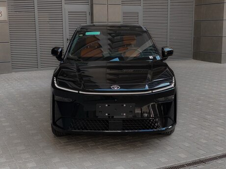 Toyota  2025
