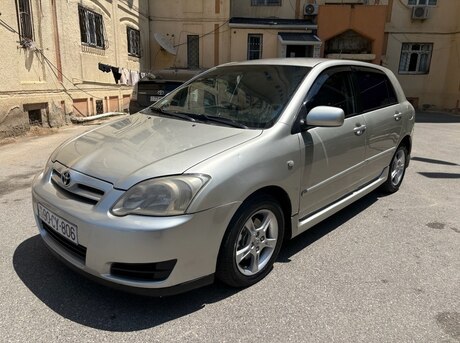 Toyota Corolla 2005