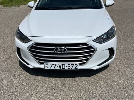 Hyundai Elantra 2016