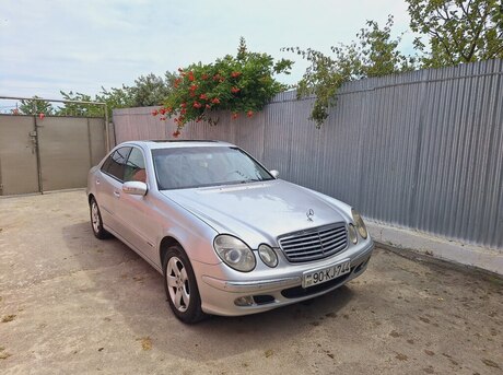 Mercedes E 220 d 2002