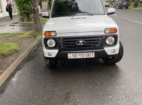 LADA (VAZ) Niva