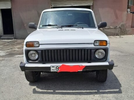 LADA (VAZ) Niva 2013