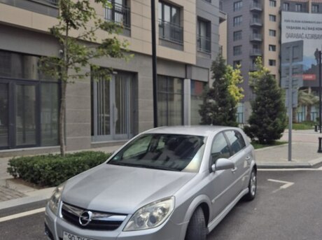 Opel Signum 2006