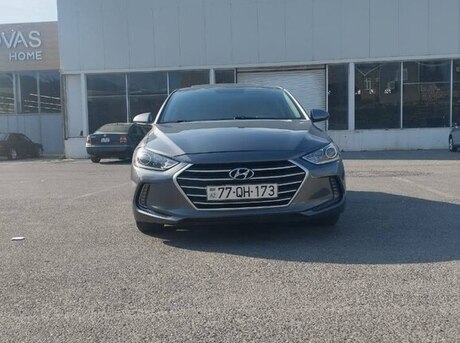 Hyundai Elantra 2018