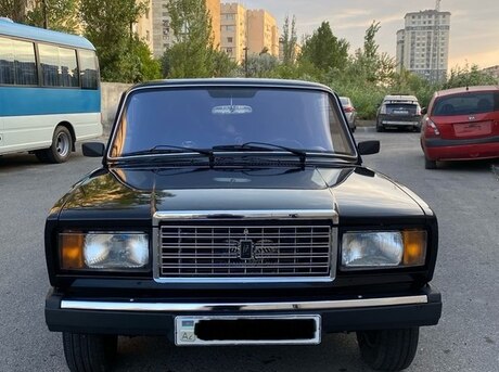 LADA (VAZ) 2107