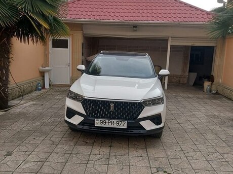 Bestune T77 2021