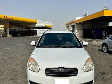 Hyundai Accent 2010