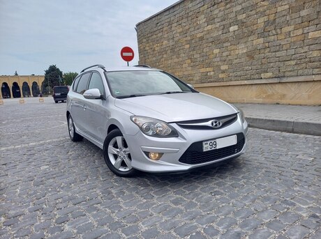 Hyundai i30 2011