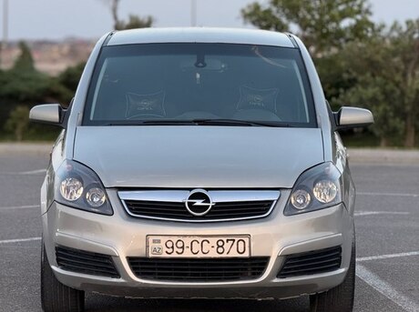 Opel Zafira 2005