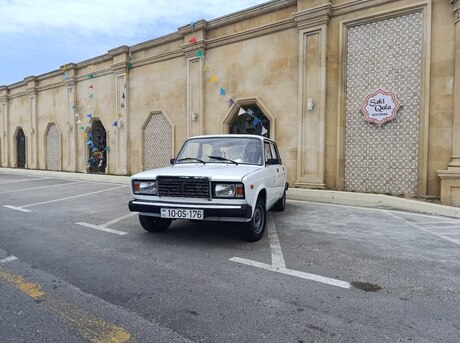 LADA (VAZ) 2107 2005