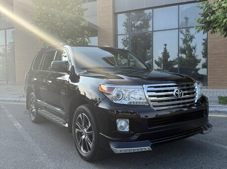 Toyota Land Cruiser 2010