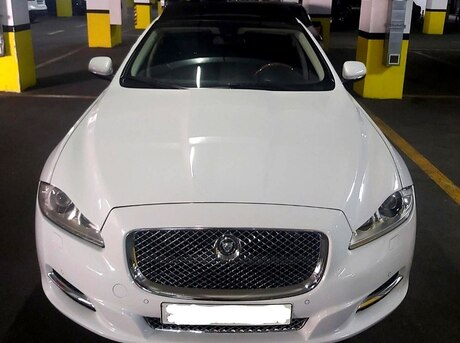 Jaguar XJ L