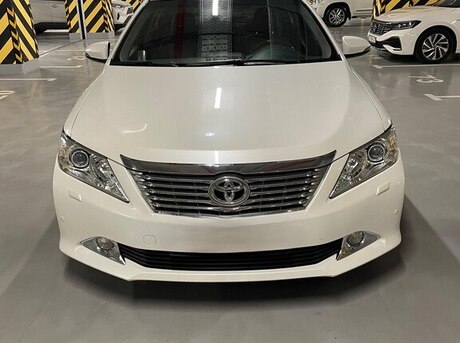 Toyota Camry 2014