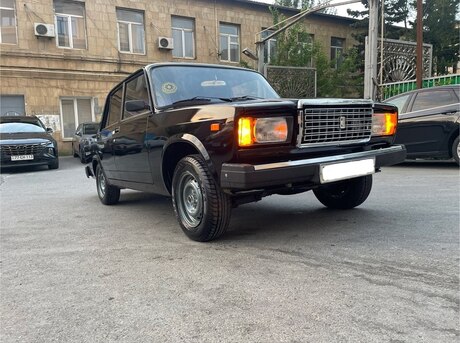LADA (VAZ) 2107