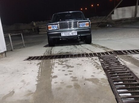 LADA (VAZ) 2107