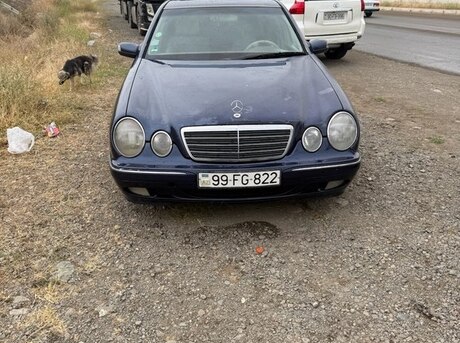 Mercedes E 200 d 2000
