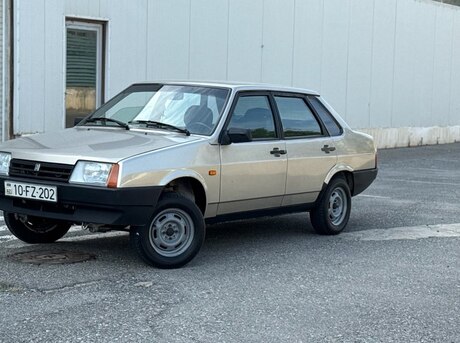 LADA (VAZ) 21099 1999