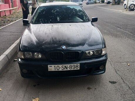 BMW 525