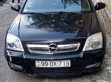 Opel Signum 2005