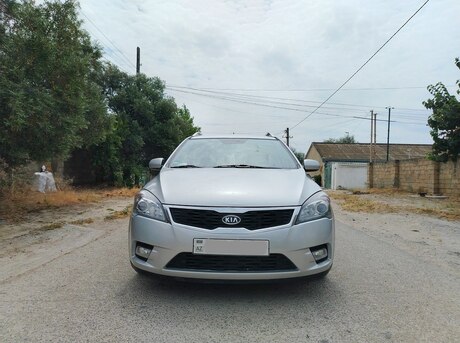 Kia  2010