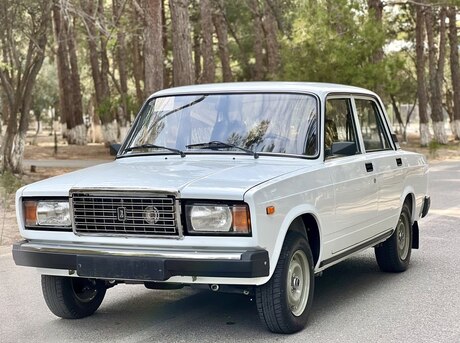 LADA (VAZ) 2107