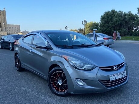 Hyundai Elantra 2011