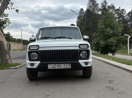 LADA (VAZ) Niva 2009