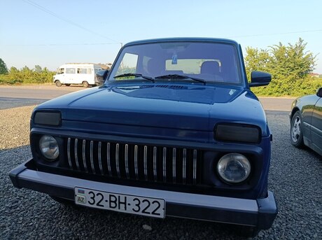 LADA (VAZ) Niva 2015