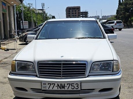 Mercedes C 230