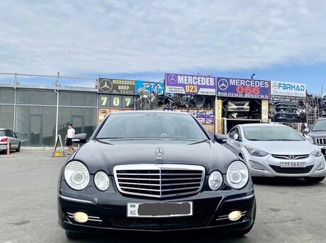 Mercedes E 320