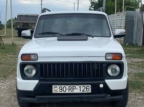 LADA (VAZ) Niva 2012