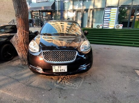 Nissan March 2016