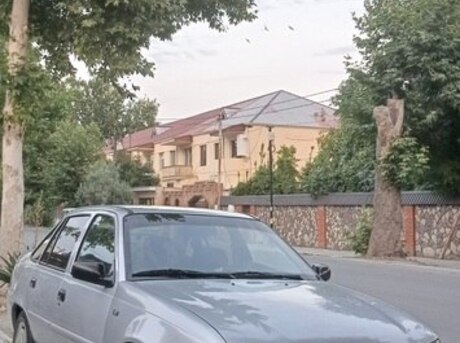 Daewoo Nexia 2011