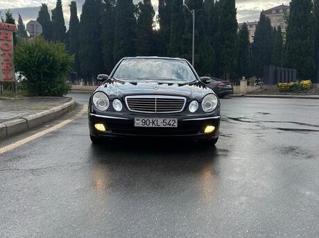 Mercedes E 320 2003