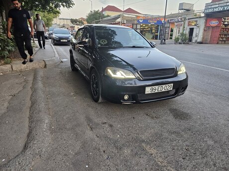 Opel Astra 2000