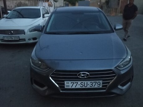 Hyundai Accent