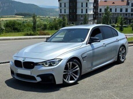 BMW 328 2015