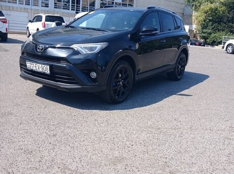 Toyota RAV4 2017
