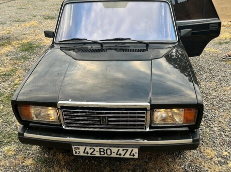 LADA (VAZ) 2107