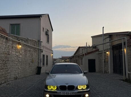 BMW 523 1998