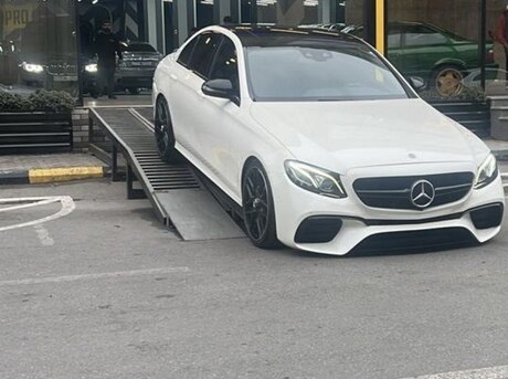 Mercedes E 200 2017