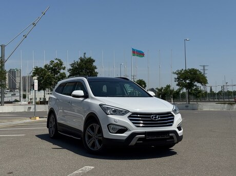 Hyundai Grand Santa Fe 2014