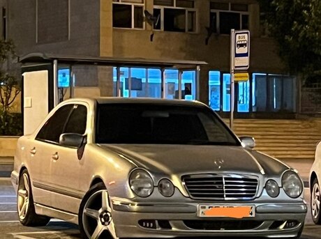 Mercedes E 240 2002
