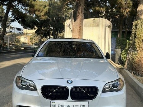 BMW 528