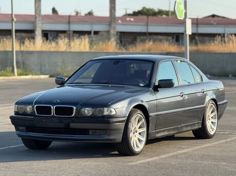 BMW 740 1998