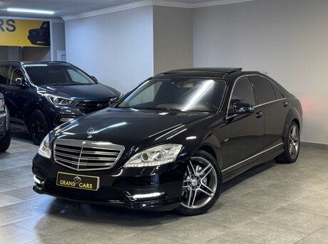 Mercedes S 550