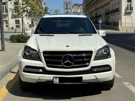 Mercedes GL 500 4MATIC 2012